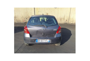 Pare choc avant TOYOTA YARIS 2 Photo n°19