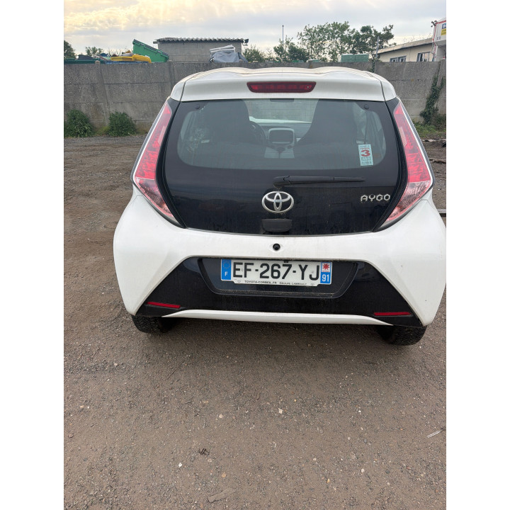 Compresseur clim TOYOTA AYGO 2 Photo n°15