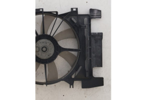Moto ventilateur radiateur TOYOTA VERSO-S Photo n°4