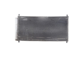 Radiateur clim TOYOTA VERSO Photo n°1