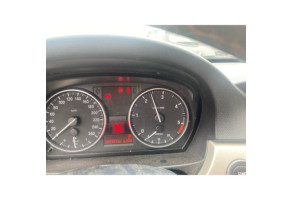 Capot BMW SERIE 3 E91 Photo n°8
