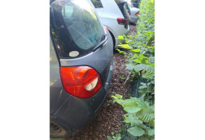 Pare choc avant RENAULT CLIO 3 Photo n°18