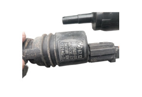 Pompe lave glace avant BMW SERIE 1 F20 Photo n°1