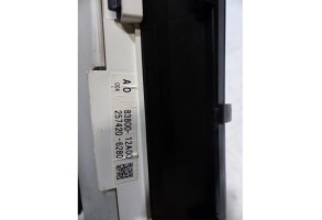 Compteur TOYOTA COROLLA 10 Photo n°5