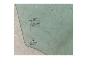 Vitre avant droit AUDI A3 3 LIMOUSINE Photo n°6