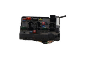 Boitier servitude moteur (BSM) PEUGEOT 307 Photo n°4