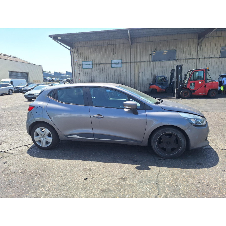 Feu arriere principal gauche (feux) RENAULT CLIO 4 Photo n°18