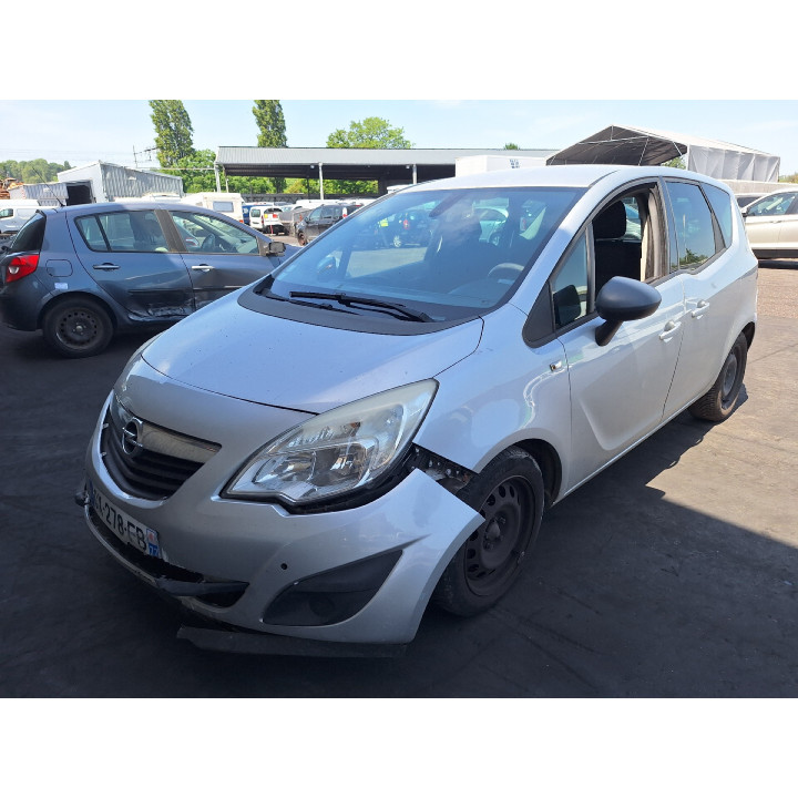 Feu arriere principal gauche (feux) OPEL MERIVA B Photo n°14