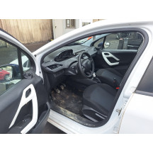 Feu arriere principal droit (feux) PEUGEOT 208 1 Photo n°12