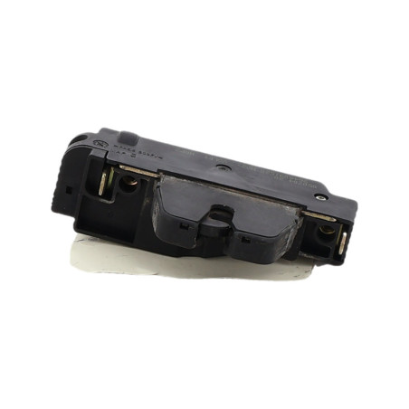 Serrure de coffre PEUGEOT 307