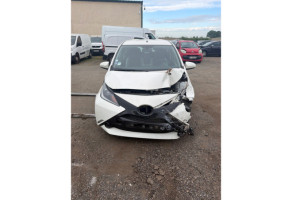 Vase de lave glace TOYOTA AYGO 2 Photo n°16