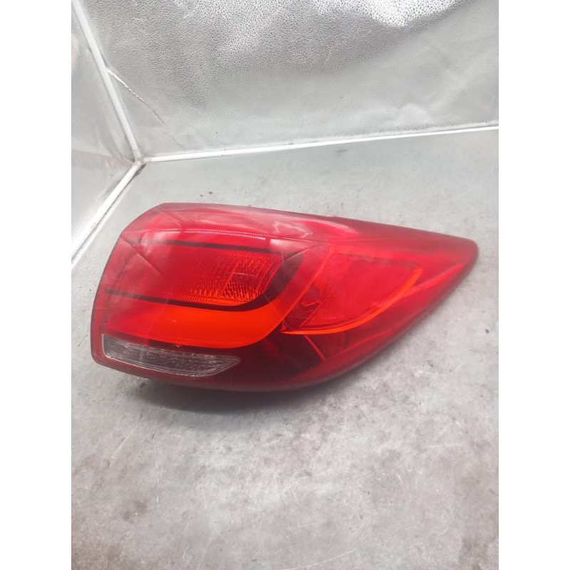 Feu arriere principal droit (feux) KIA SPORTAGE 3 Photo n°1