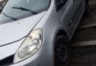 Capot RENAULT CLIO 3 Photo n°9