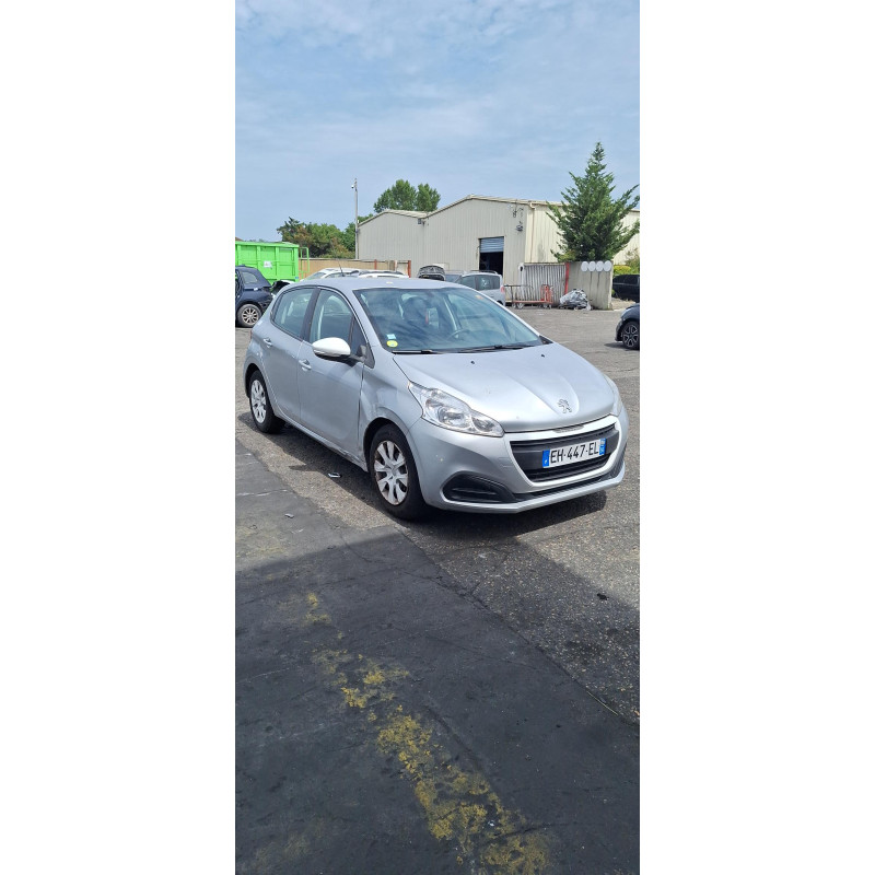 Ceinture arriere droit PEUGEOT 208 1 Photo n°1