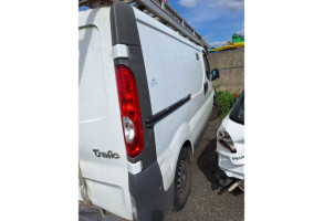 Feu arriere principal gauche (feux) RENAULT TRAFIC 2 Photo n°8