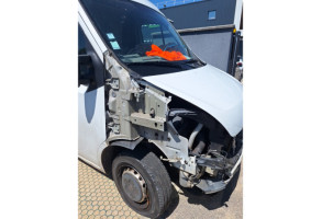 Feu arriere principal gauche (feux) RENAULT MASTER 3 Photo n°9