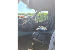 Feu arriere principal gauche (feux) RENAULT MASTER 3 Photo n°12