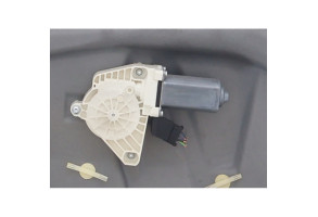 Leve vitre electrique avant droit MERCEDES CLASSE B 245 Photo n°6