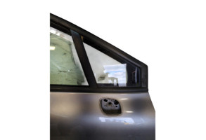 Porte avant droit RENAULT CLIO 4 Photo n°10