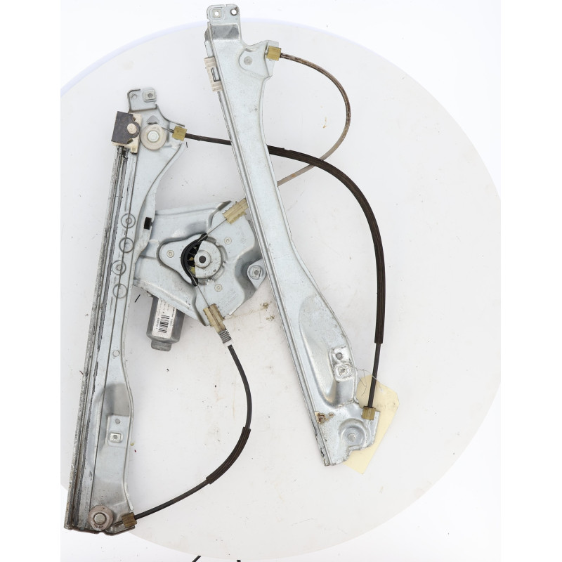 Leve vitre electrique avant gauche RENAULT CLIO 3 Photo n°1