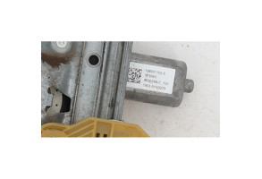 Leve vitre electrique avant gauche RENAULT CAPTUR 1 Photo n°4