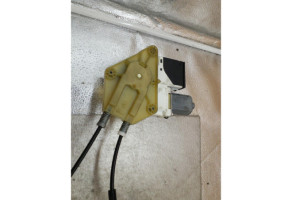Leve vitre electrique arriere gauche RENAULT MEGANE 3 Photo n°1