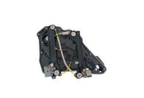 Leve vitre electrique arriere droit MERCEDES CLASSE CLA 117 SHOOTING Photo n°3