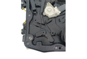 Leve vitre electrique arriere droit MERCEDES CLASSE CLA 117 SHOOTING Photo n°7