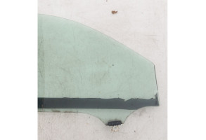 Vitre avant gauche TOYOTA IQ Photo n°3