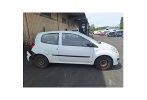 Pare choc avant RENAULT TWINGO 2 Photo n°16