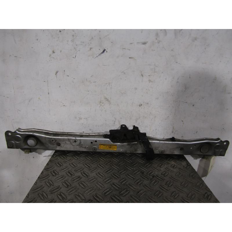 Armature avant, Masque avant TOYOTA RAV4 2 Photo n°1
