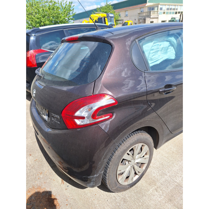 Feu arriere principal droit (feux) PEUGEOT 208 1 Photo n°7