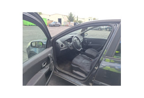 Pare choc avant RENAULT CLIO 3 Photo n°8