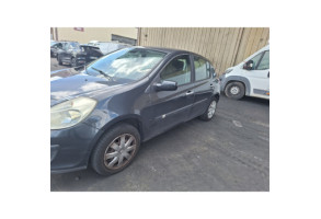 Pare choc avant RENAULT CLIO 3 Photo n°10