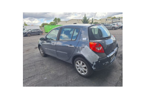 Pare choc avant RENAULT CLIO 3 Photo n°16