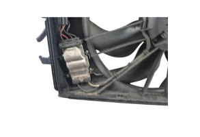 Moto ventilateur radiateur MERCEDES CLASSE C 204 Photo n°2