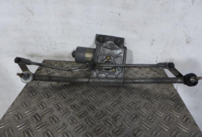 Moteur essuie glace avant FORD PUMA