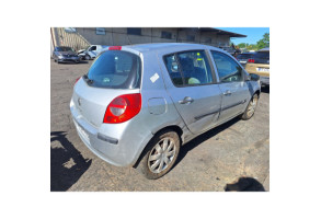 Feu arriere principal gauche (feux) RENAULT CLIO 3 Photo n°8