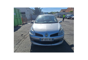 Feu arriere principal gauche (feux) RENAULT CLIO 3 Photo n°9