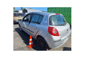 Feu arriere principal gauche (feux) RENAULT CLIO 3 Photo n°10