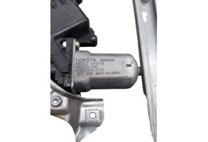 Leve vitre electrique avant gauche TOYOTA YARIS 2 Photo n°3