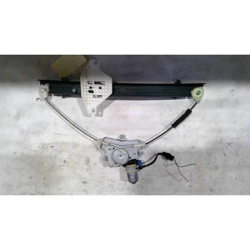 Leve vitre electrique arriere droit IVECO DAILY 6 Photo n°1