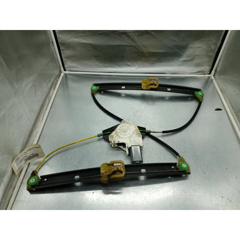 Leve vitre electrique avant droit AUDI A4 3 Photo n°1
