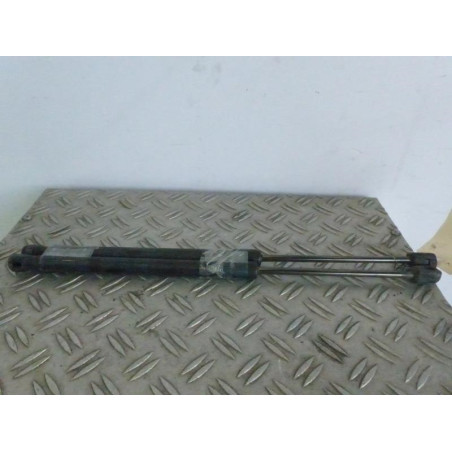 Verin de coffre SUZUKI SWIFT 3