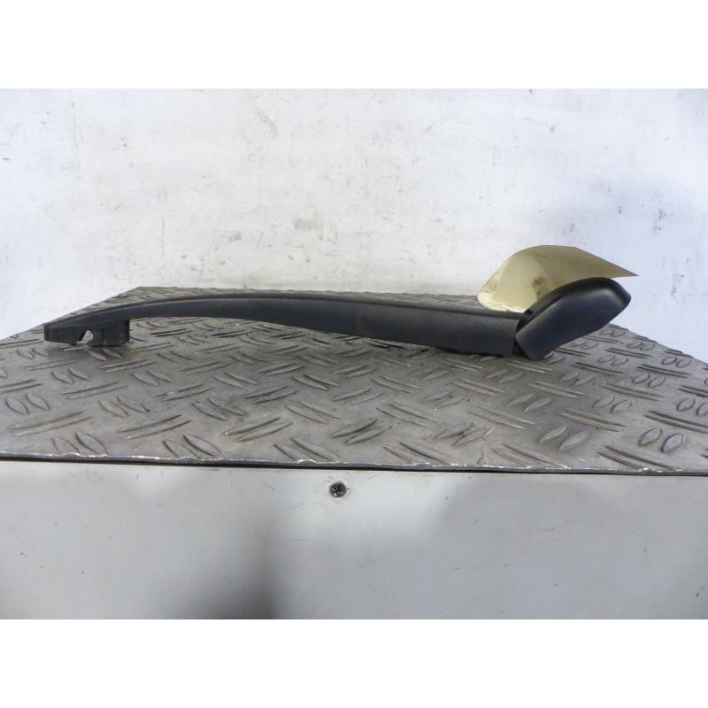 Bras essuie glace arriere MAZDA 2 2 Photo n°1