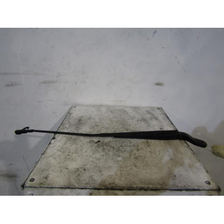 Bras essuie glace avant droit MAZDA 3 1