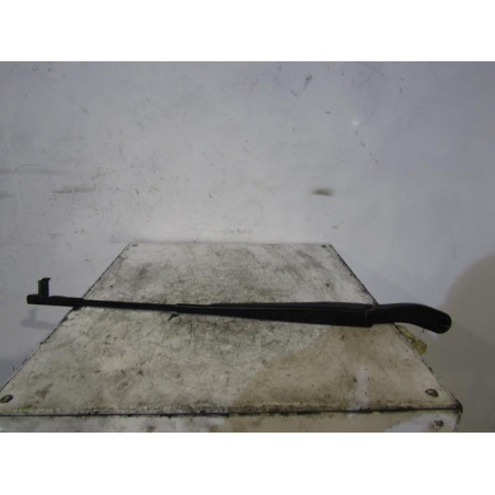 Bras essuie glace avant gauche MAZDA 3 1