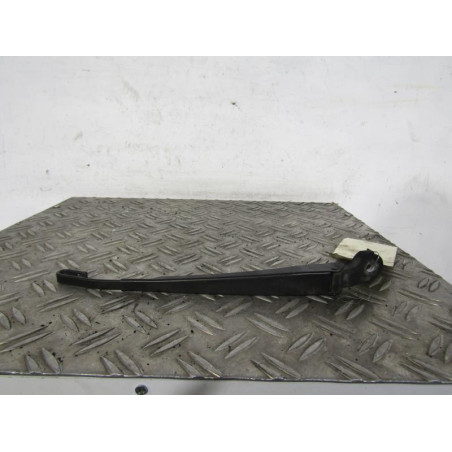 Bras essuie glace arriere VOLKSWAGEN PASSAT 4
