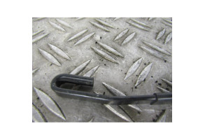 Bras essuie glace arriere VOLKSWAGEN PASSAT 4 Photo n°2