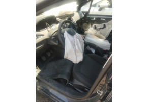 Verin de coffre PEUGEOT 208 1 Photo n°9